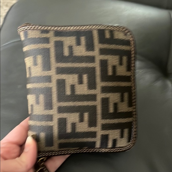 Fendi Roma Zucca Zip Away Tote Bag - Picture 9 of 16